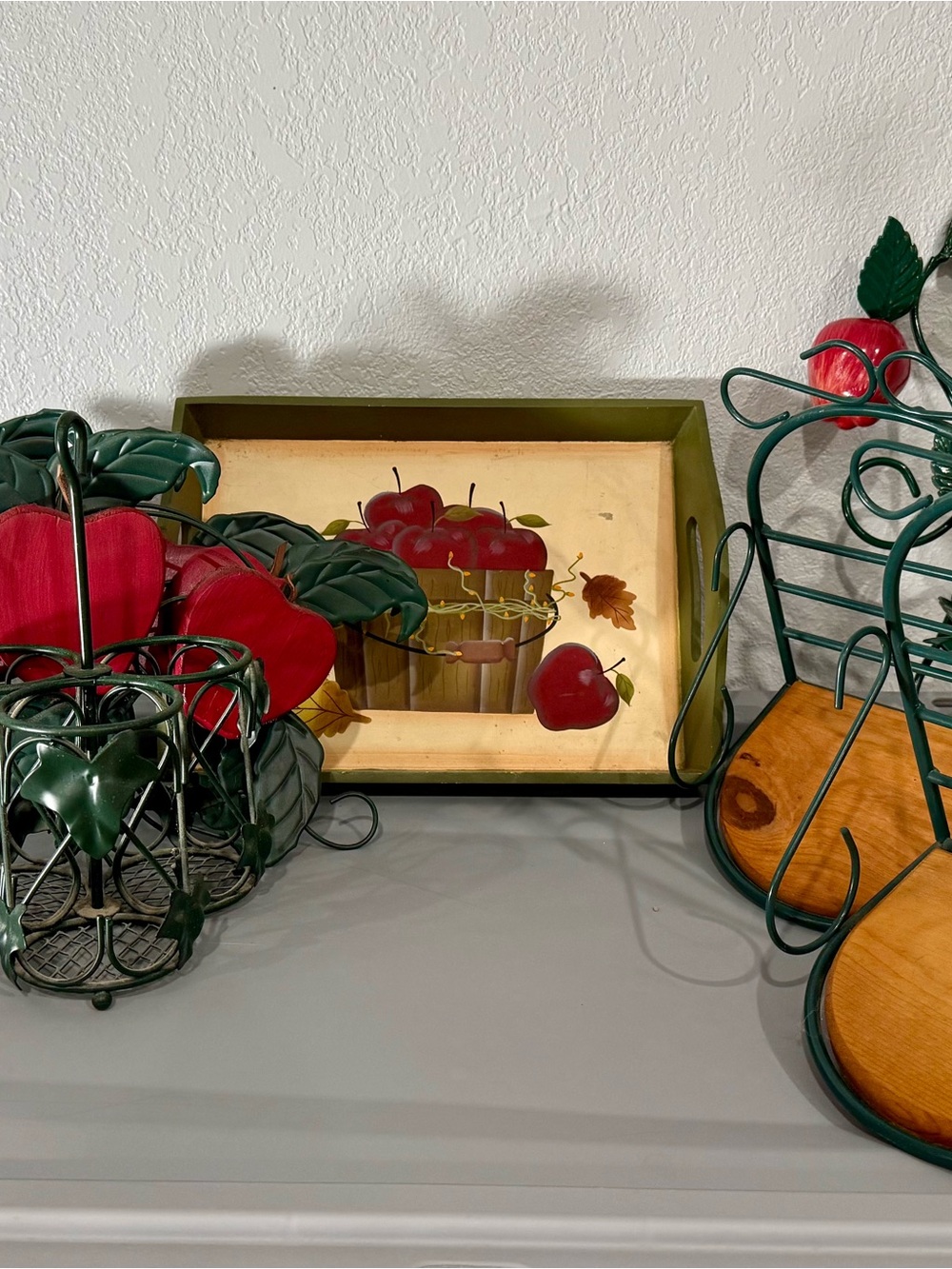 Bundle of Vintage 90’s Charming Farmhouse Country Cottage Apple Decor